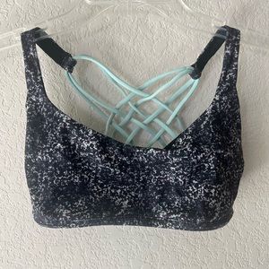 Lululemon Free To Be Sport Bra